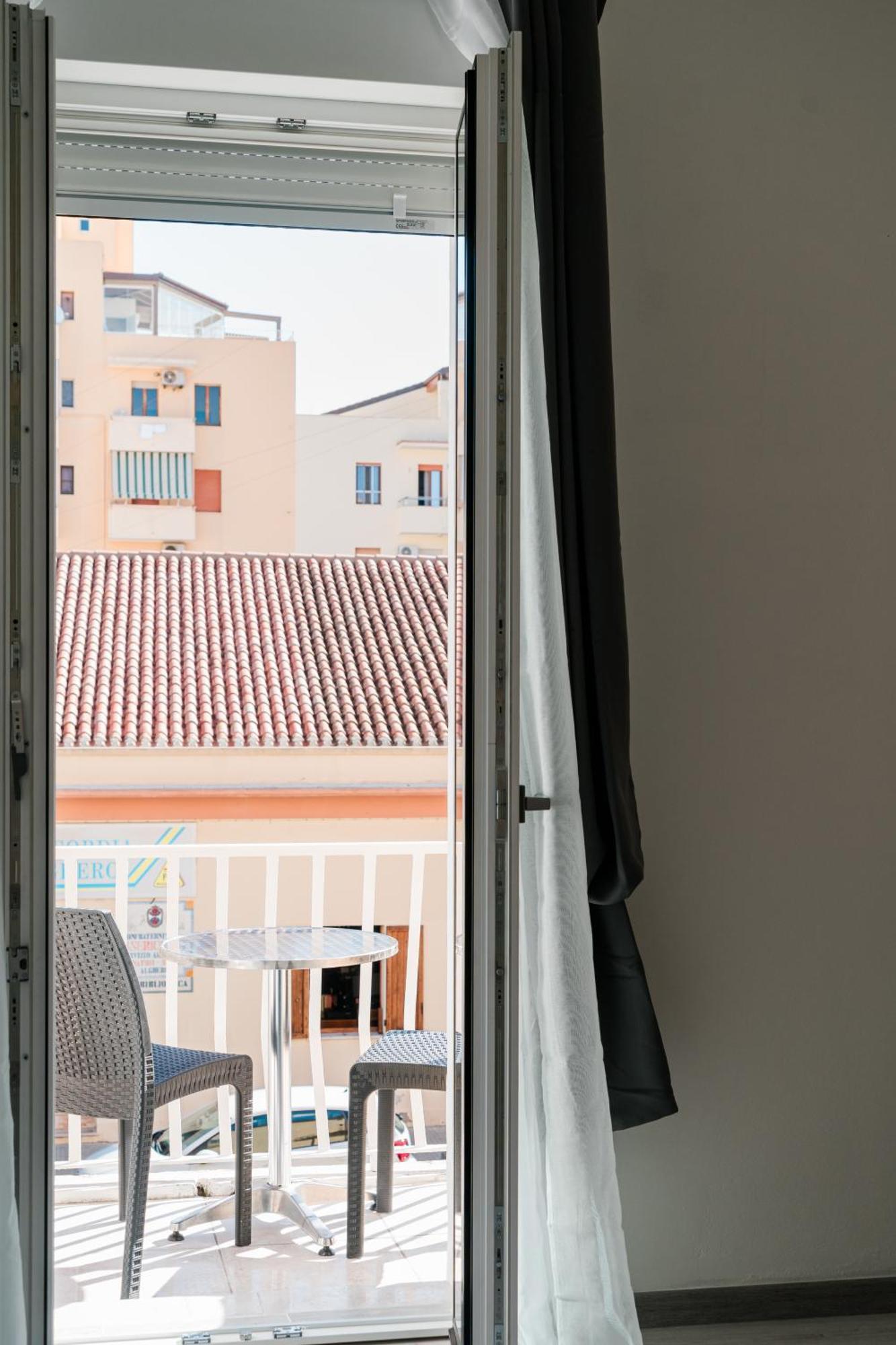 Fg Vacanze Alghero Bagian luar foto
